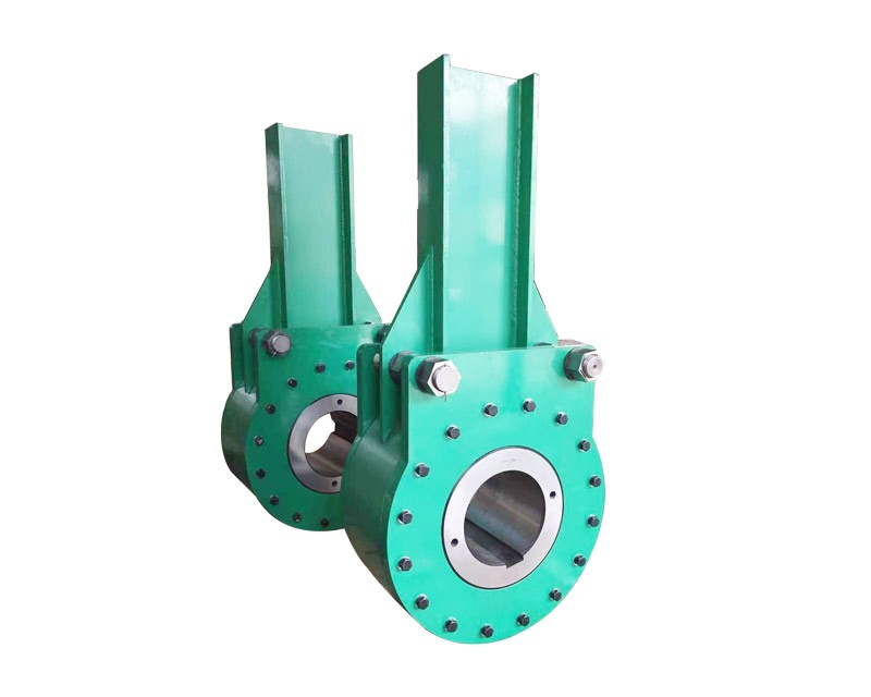 公司堅持“質(zhì)量為本、信譽為前”的宗旨，嚴(yán)格質(zhì)量管理和目標(biāo)成本管理，堅持大、中、小減速機綜合加工，堅持生產(chǎn)、開發(fā)、研究一體化